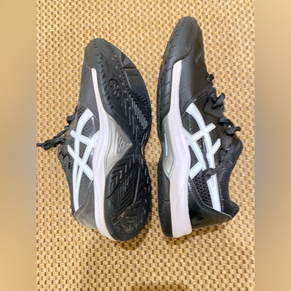 ASICS women athletic shoes 9 - Picture 8 of 9